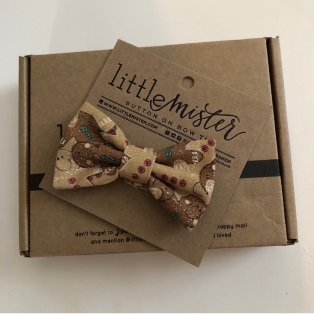 Little Mister Button On Christmas Gingerbread Man Bow Tie